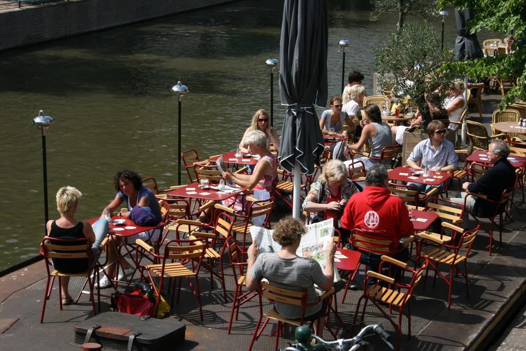 St.Pierre Lägenhet Leiden Exteriör bild