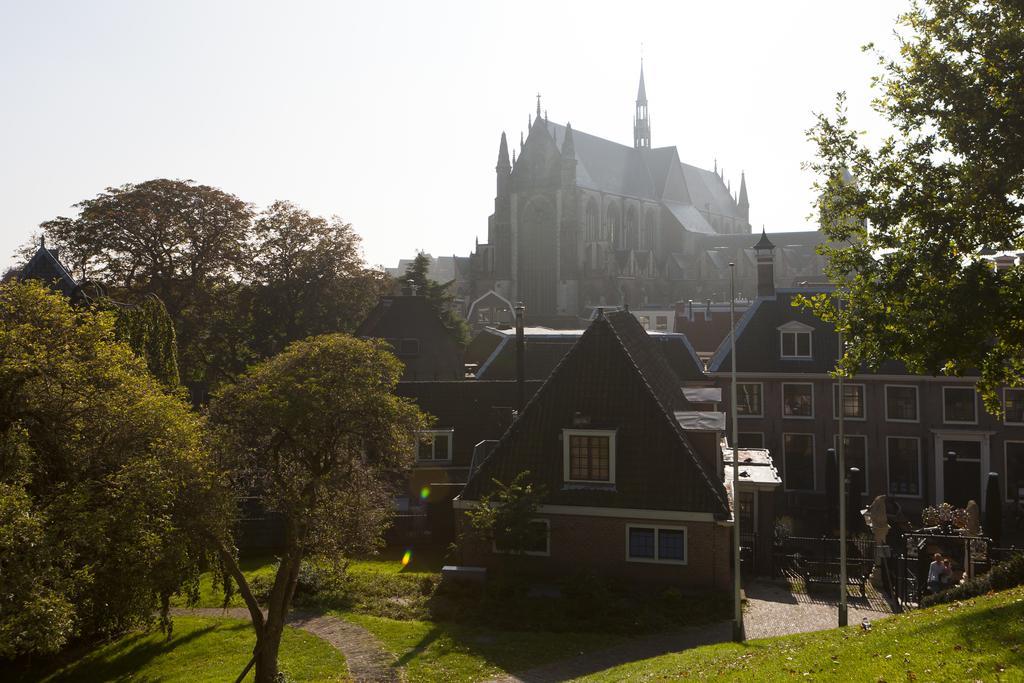 St.Pierre Lägenhet Leiden Exteriör bild